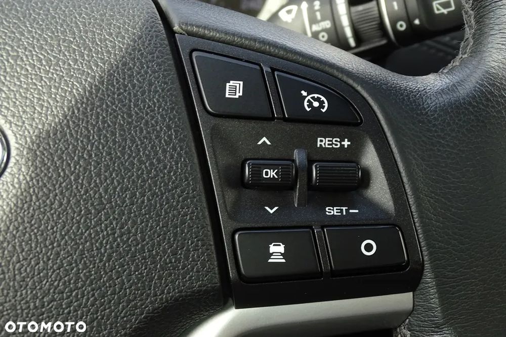 Hyundai Tucson 2.0 CRDi 4WD Automatik Premium - 34