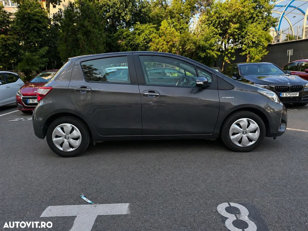 Toyota Yaris - 5
