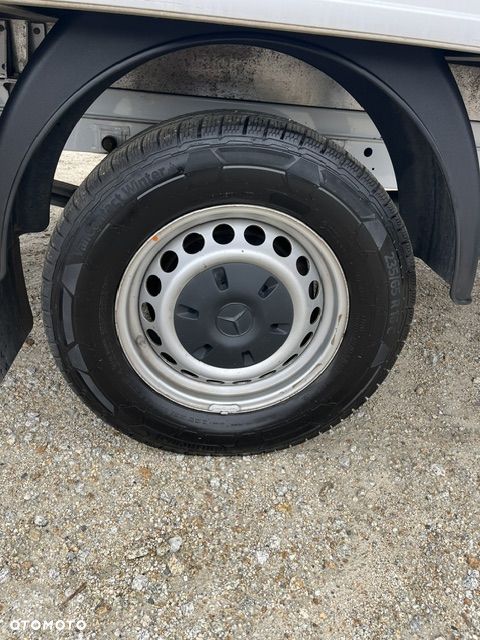 Mercedes-Benz Sprinter - 8