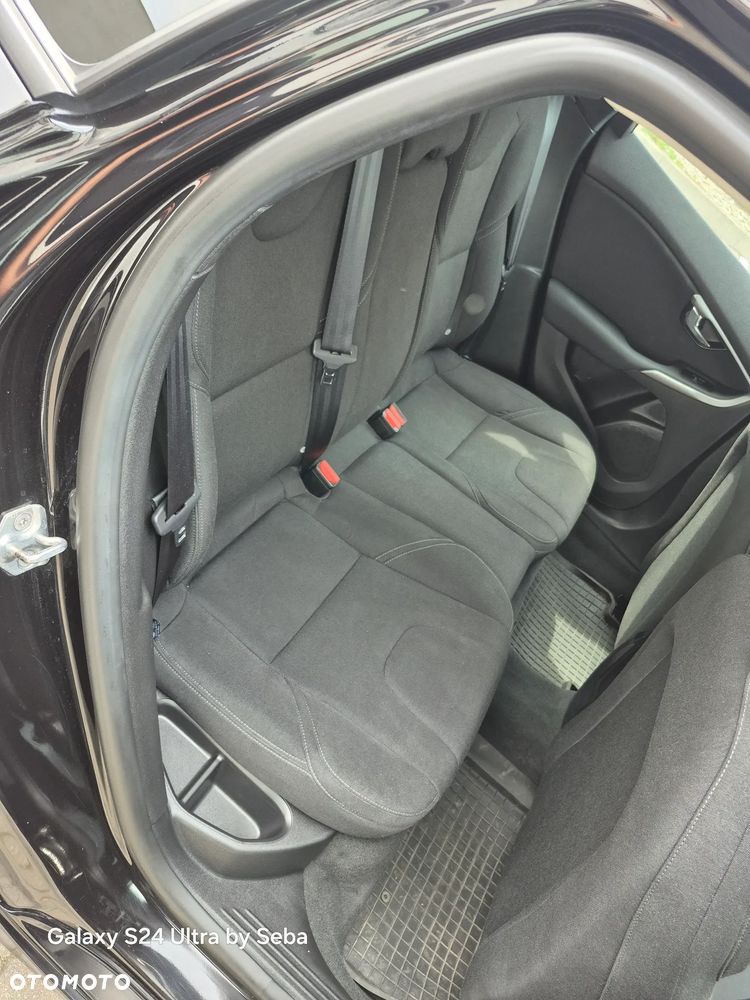 Volvo V40 D2 Inscription - 21