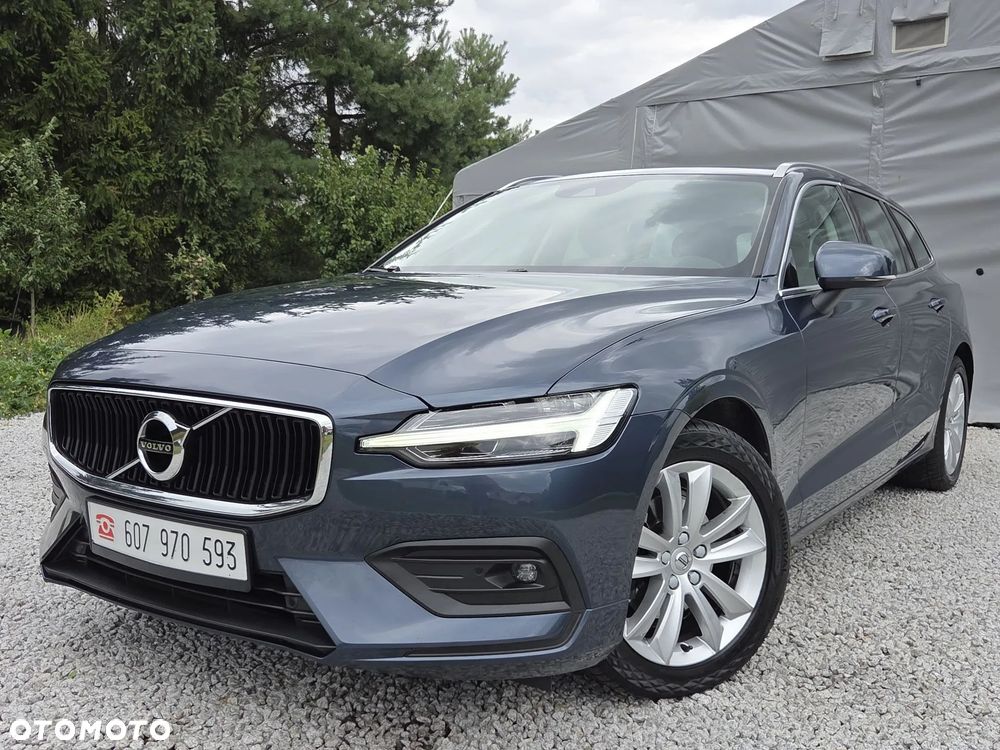 Volvo V60 II (2018- ) D3 Momentum Pro, 2020