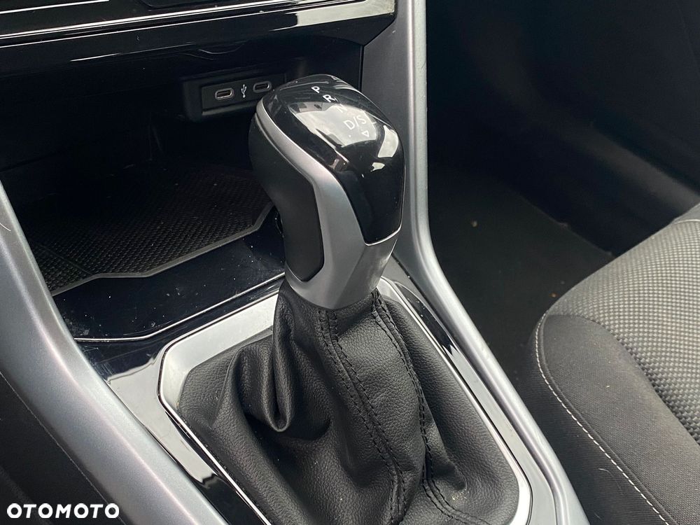 Volkswagen T-Roc 1.5 TSI Life DSG - 28