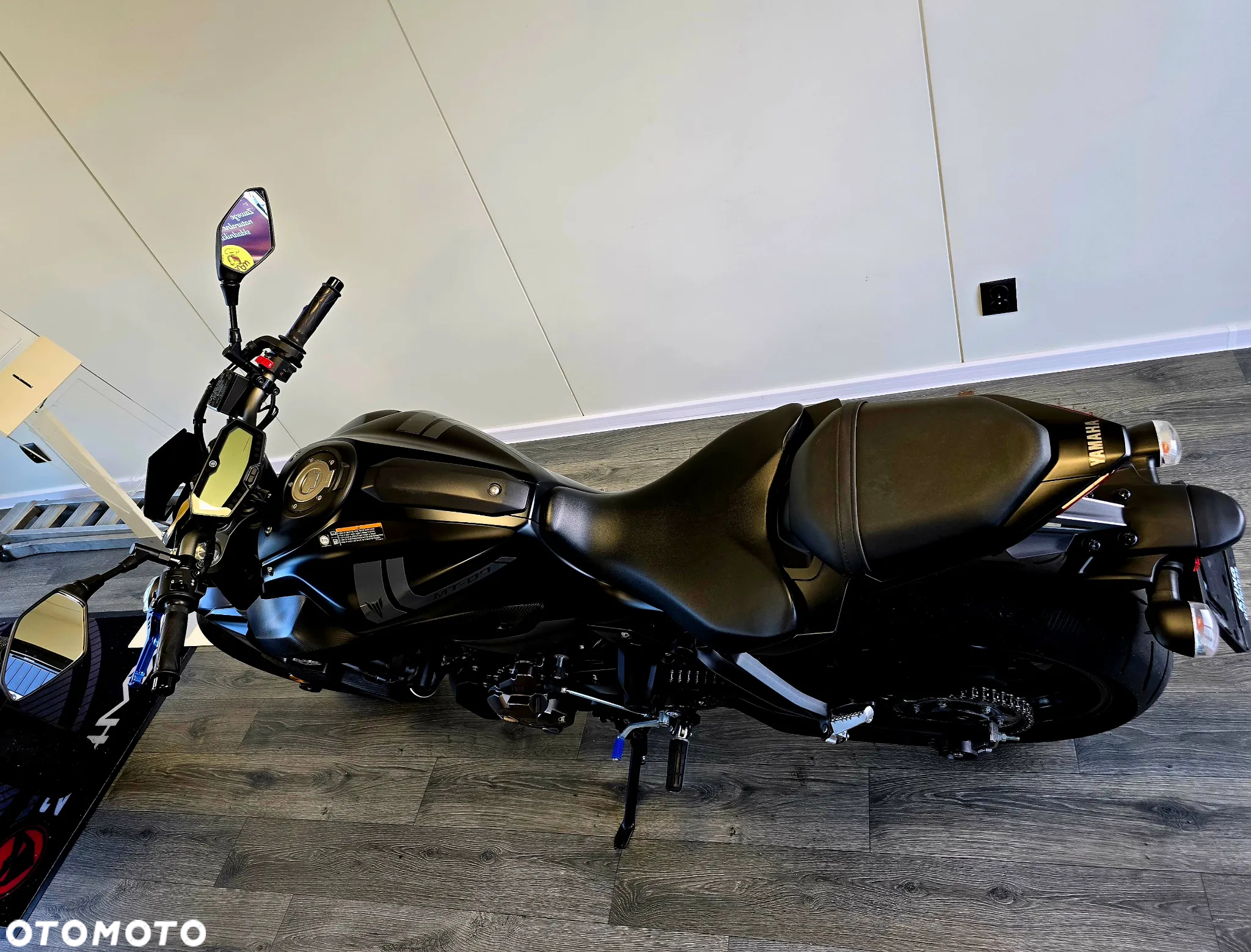 Yamaha MT - 8
