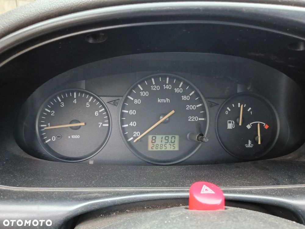 Ford Fiesta 1.3 - 4