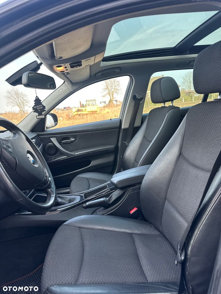 BMW Seria 3 320d xDrive - 5