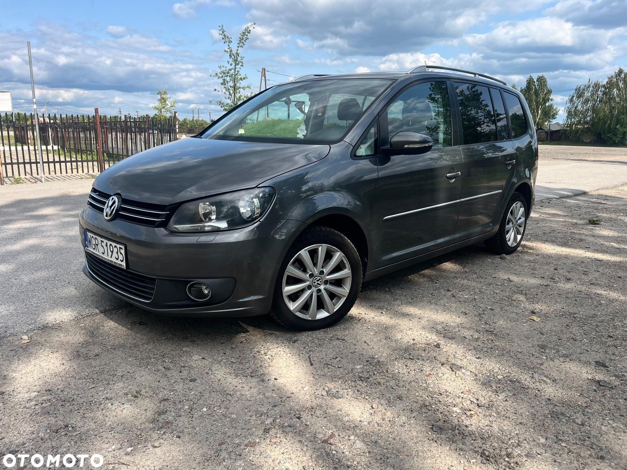 Volkswagen Touran 2.0 TDI DPF Highline - 8