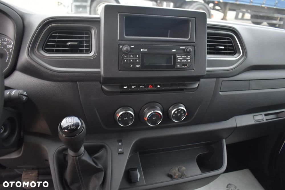 Renault Master - 17