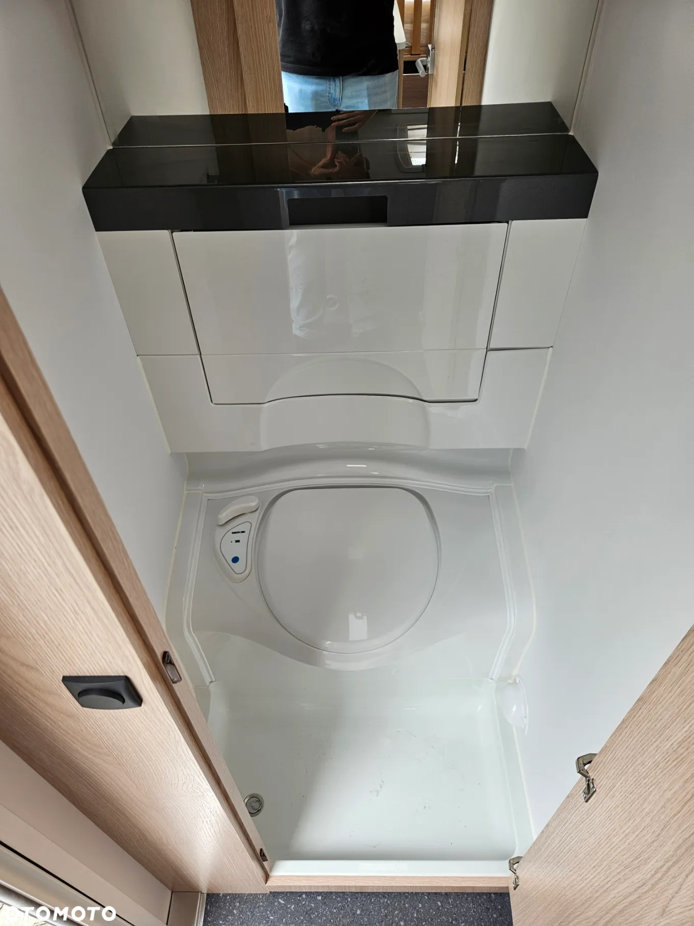Adria Aviva 400 PS - 17