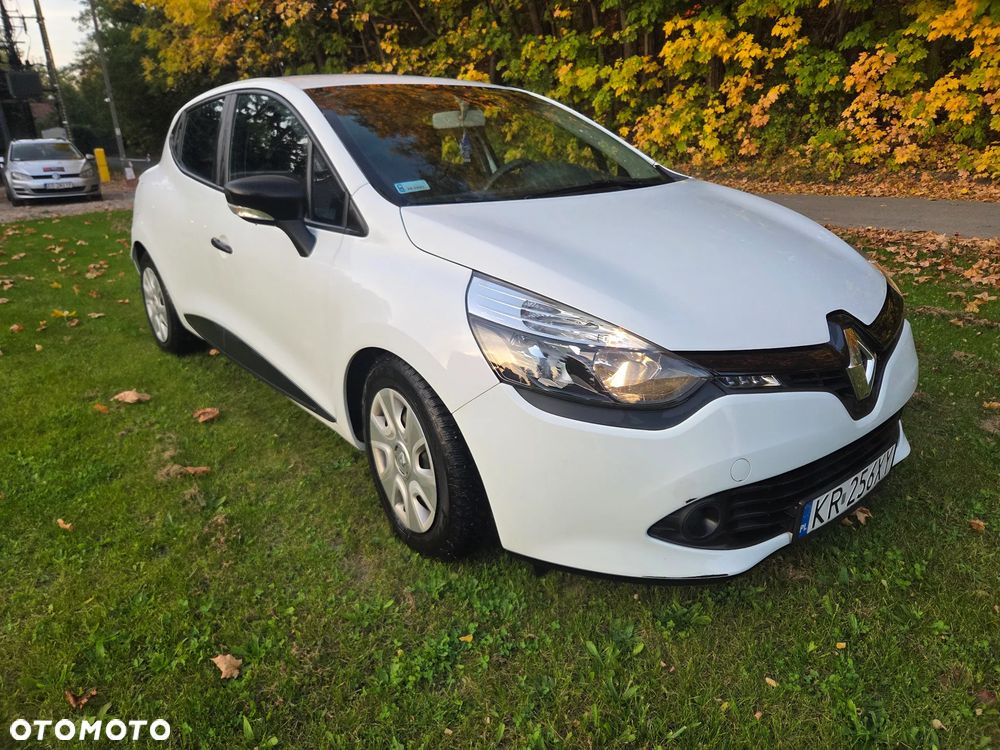 Renault Clio - 8
