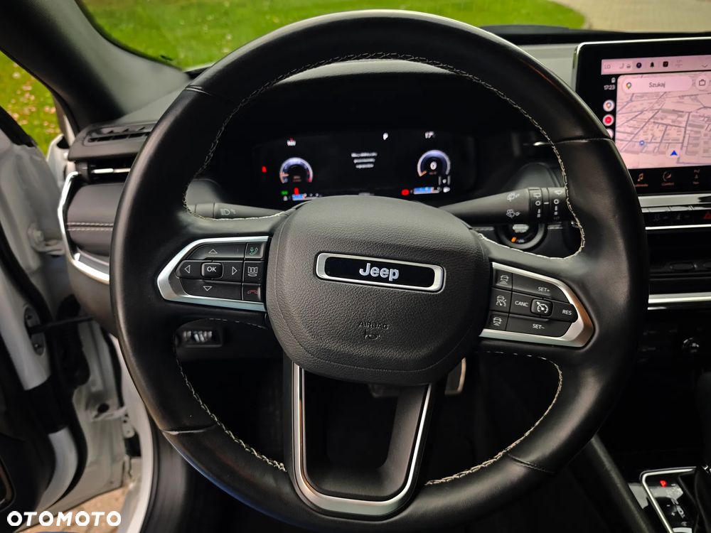 Jeep Compass - 16