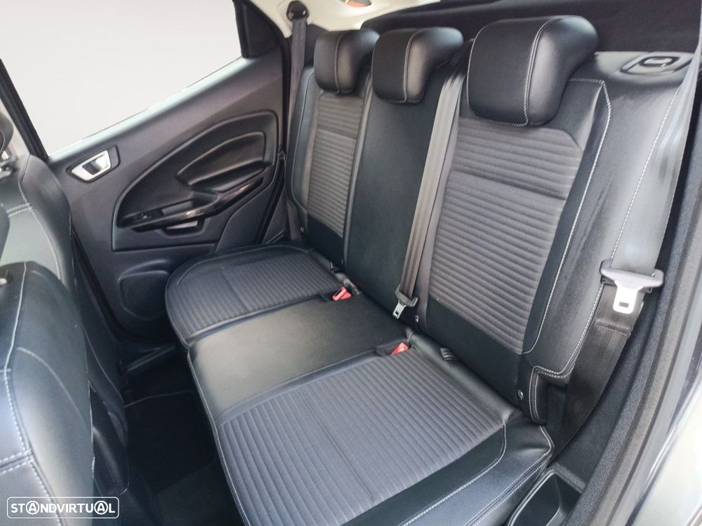 Ford EcoSport 1.0 EcoBoost Titanium — fotografia 13