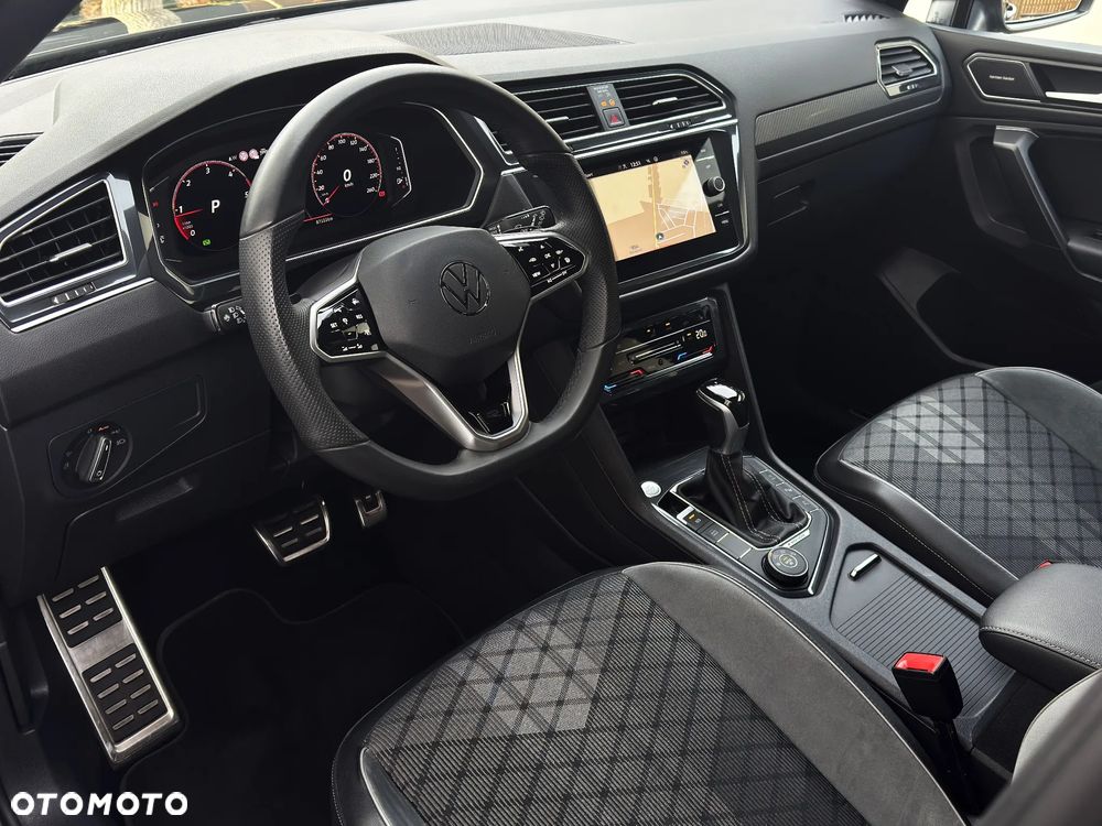 Volkswagen Tiguan 2.0 TDI SCR 4MotION DSG R-Line - 17