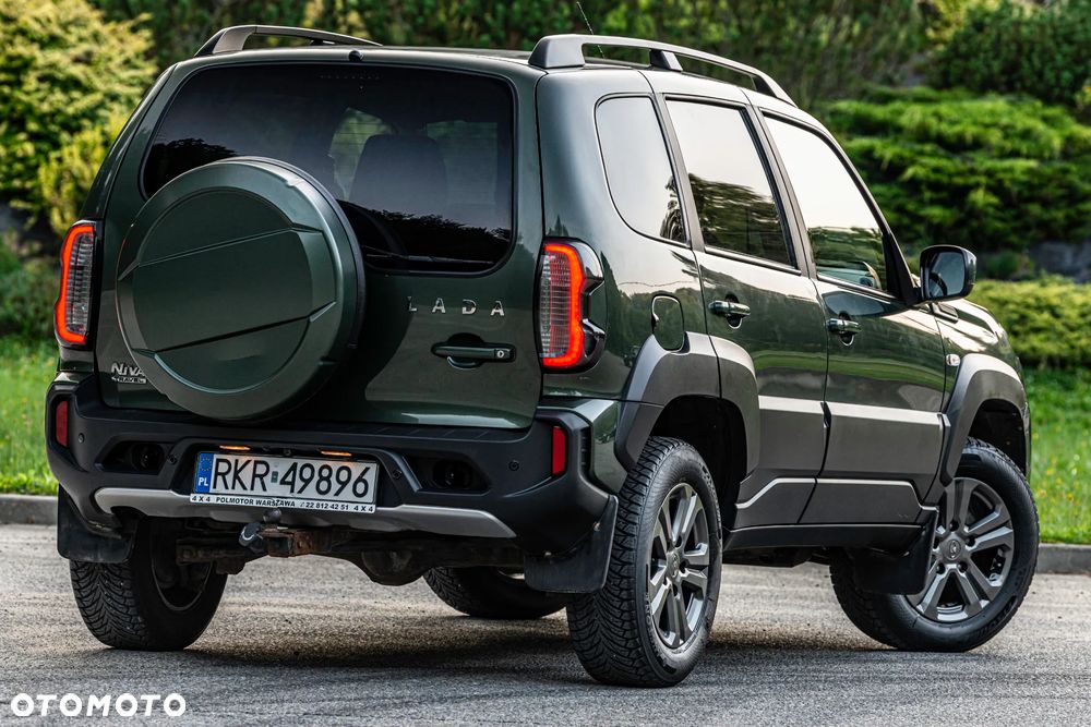 Lada Niva - 7