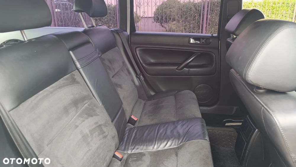 Volkswagen Passat 2.0 Exclusive - 13