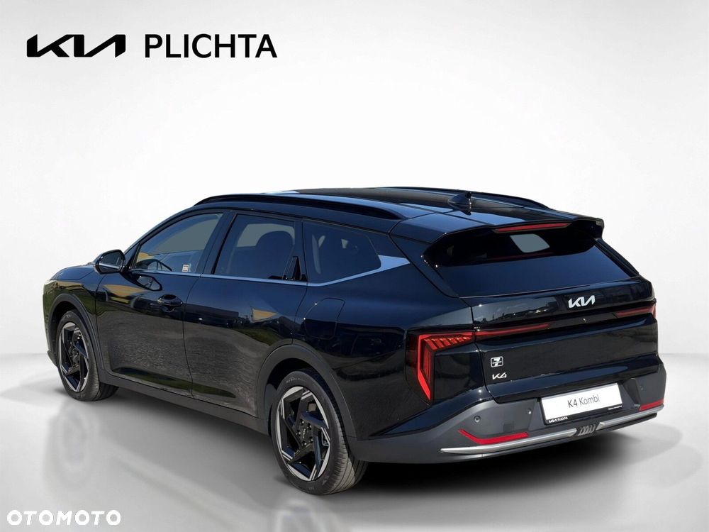 Kia K4 - 4