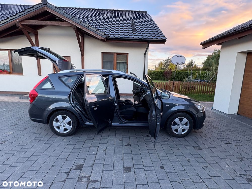 Kia Ceed 1.4 CVVT SW LX - 15