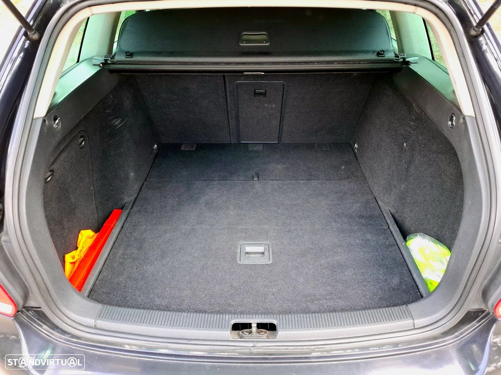 VW Golf Variant 1.6 TDi Confortline - 10