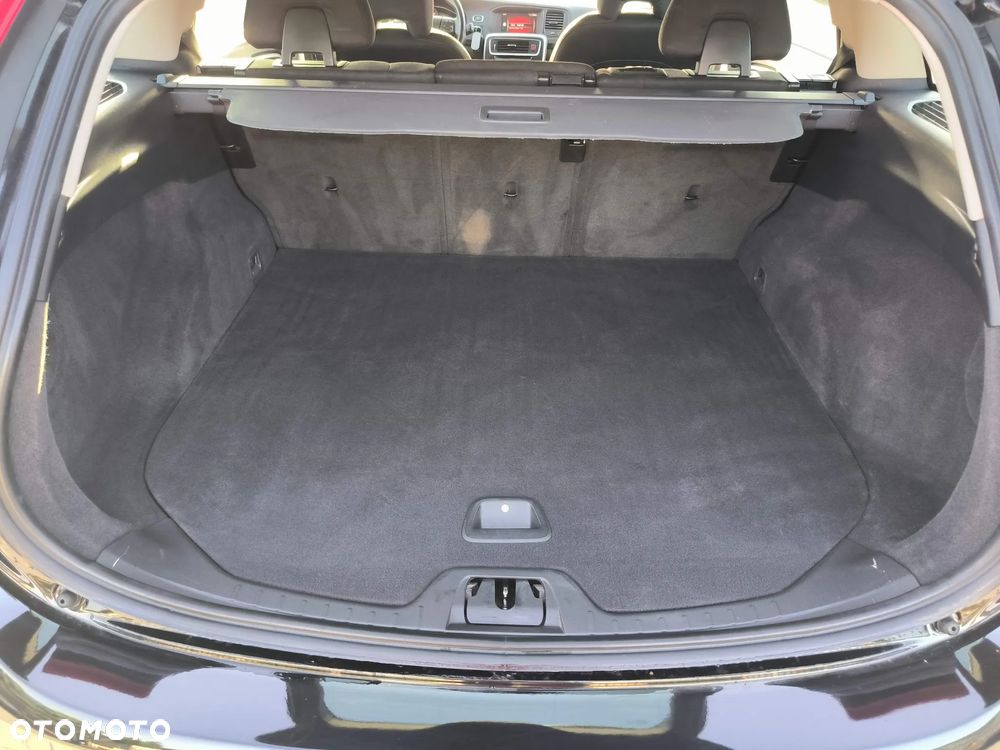 Volvo V60 D2 Drive-E Dynamic Edition (Kinetic) - 20