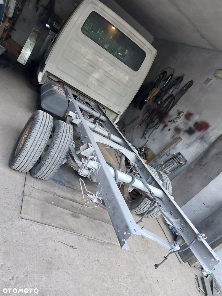 Iveco DAILY 35C15 - 10