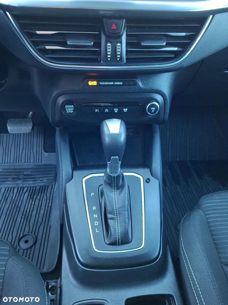 Ford Focus 1.0 EcoBoost mHEV Titanium X - 32