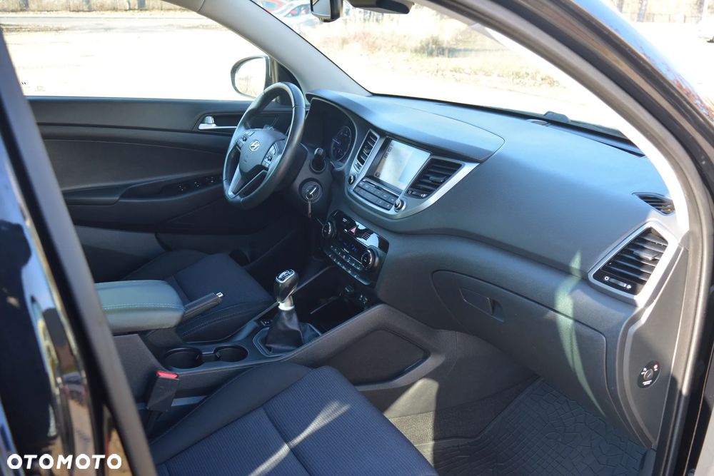 Hyundai Tucson 2.0 CRDI BlueDrive Comfort 2WD - 12