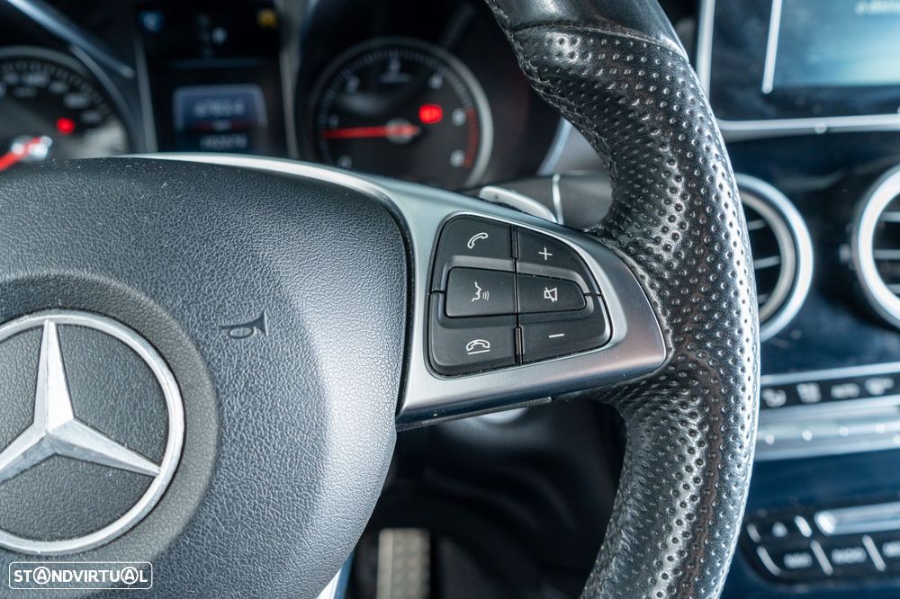 Mercedes-Benz GLC 250 d 4Matic 9G-TRONIC AMG Line - 27