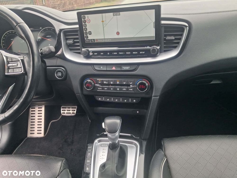 Kia XCeed 1.4 T-GDI L Business Line DCT - 13