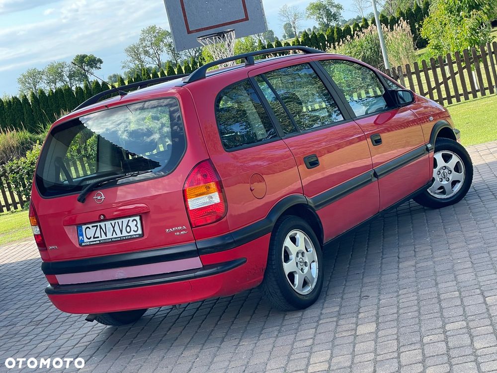 Opel Zafira 1.6 16V Elegance - 2