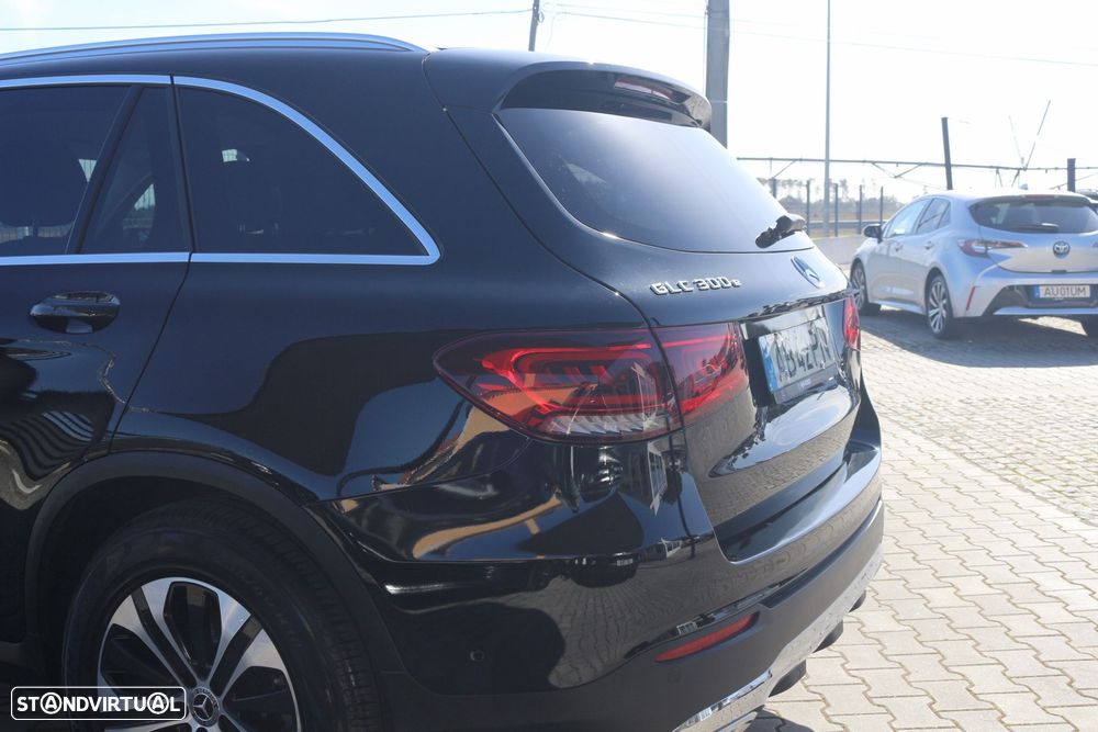 Mercedes-Benz GLC 300 e 4Matic - 16