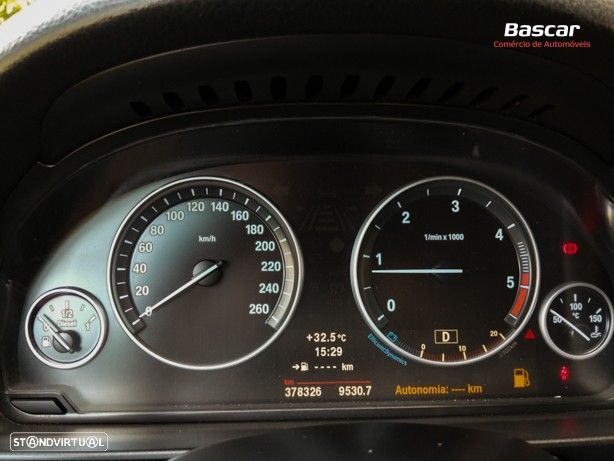BMW 520 d Sport-Aut. - 27