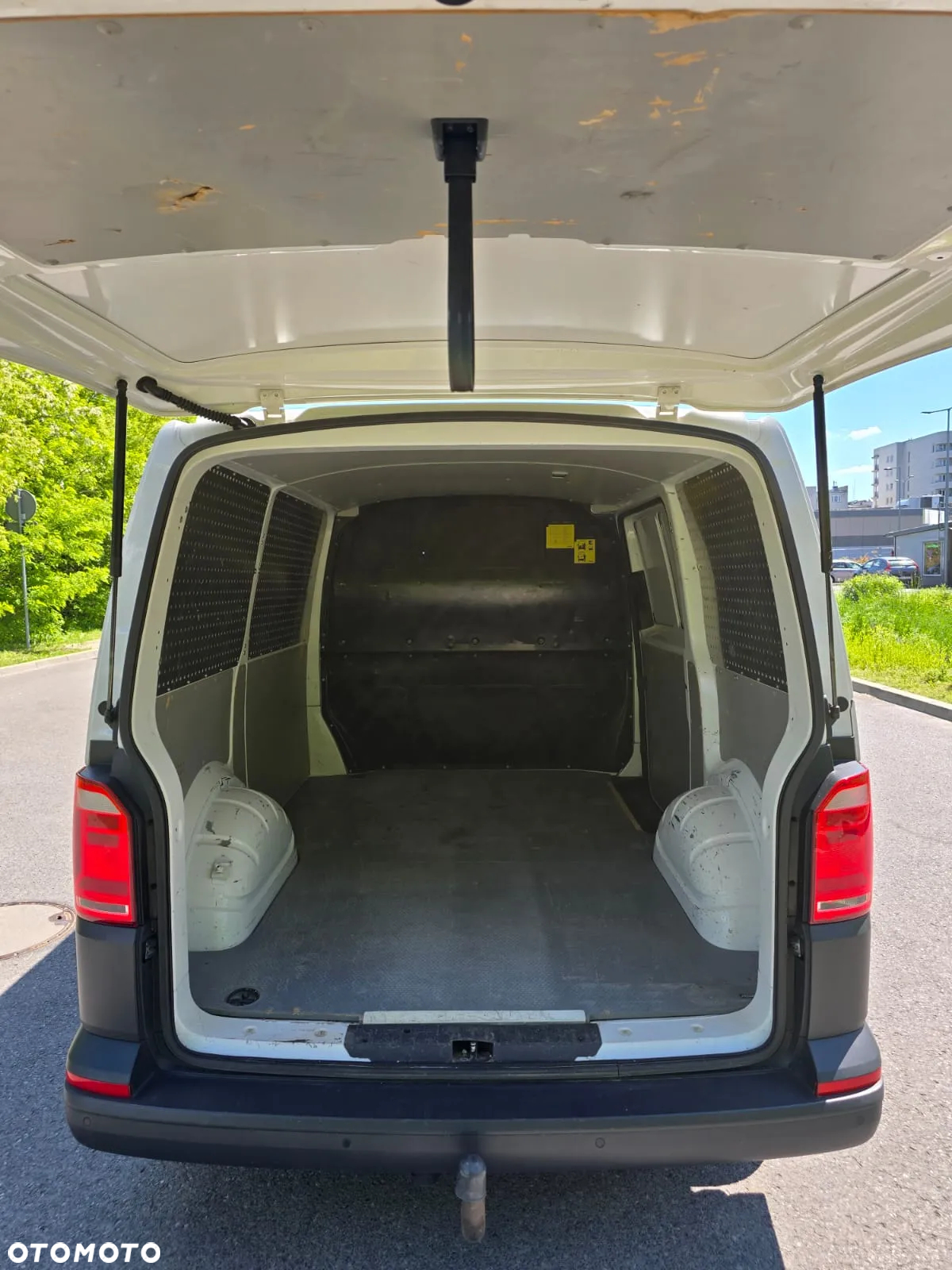 Volkswagen TRANSPORTER T6 - 12