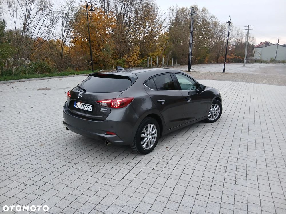 Mazda 3 2017 photo 3