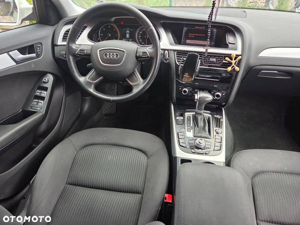 Audi A4 Avant 2.0 TDI - 6