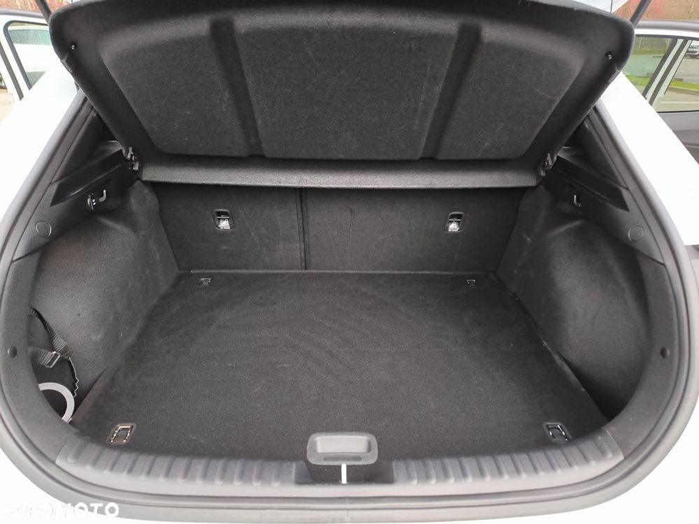 Kia XCeed 1.5 T-GDI M DCT - 17