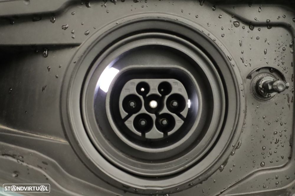 BMW X1 xDrive25e Pack Desportivo M - 28