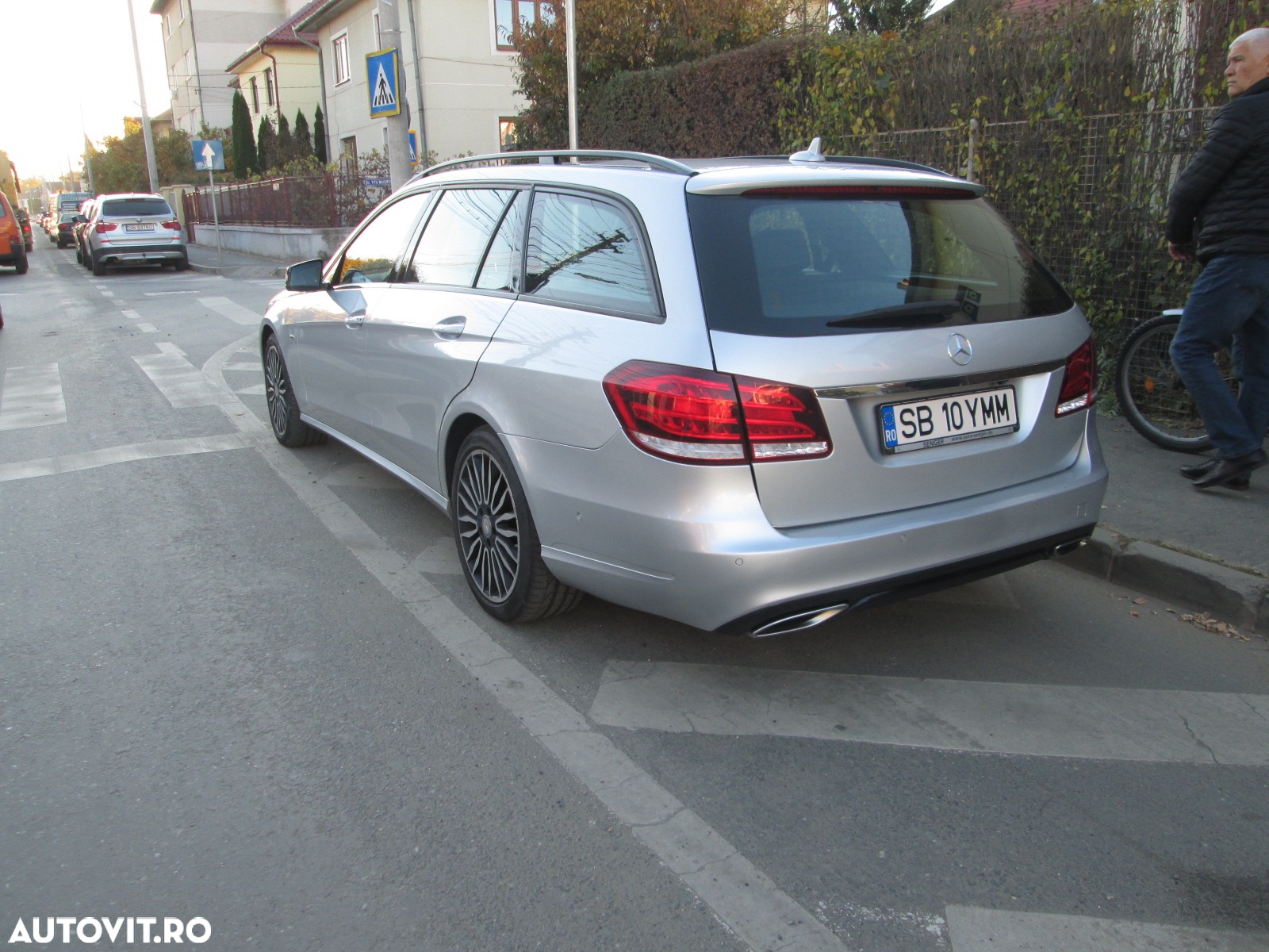 Mercedes-Benz E 220 BlueTEC 4Matic 7G-TRONIC Avantgarde - 2