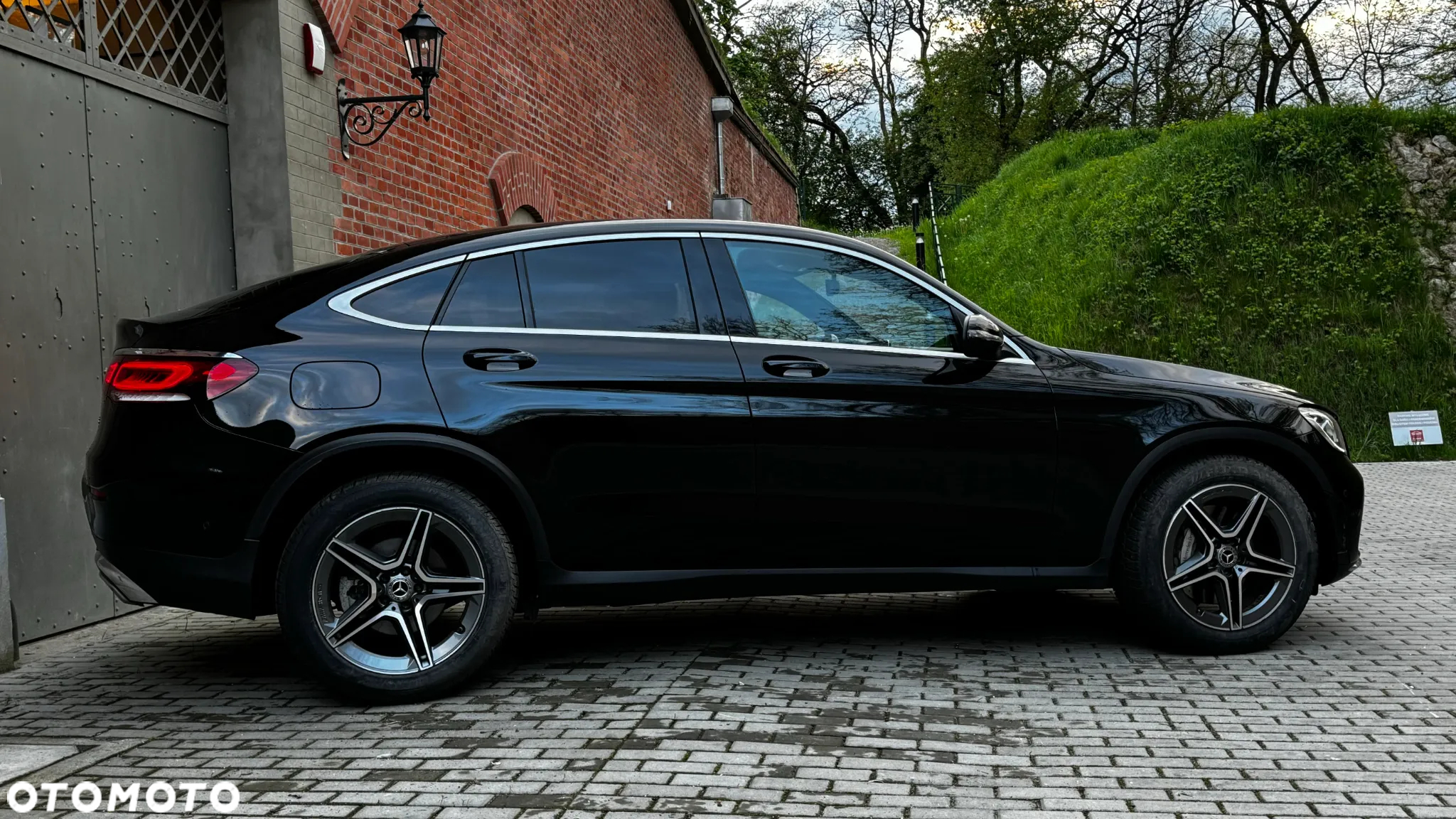Mercedes-Benz GLC Coupe 300 e 4-Matic - 12