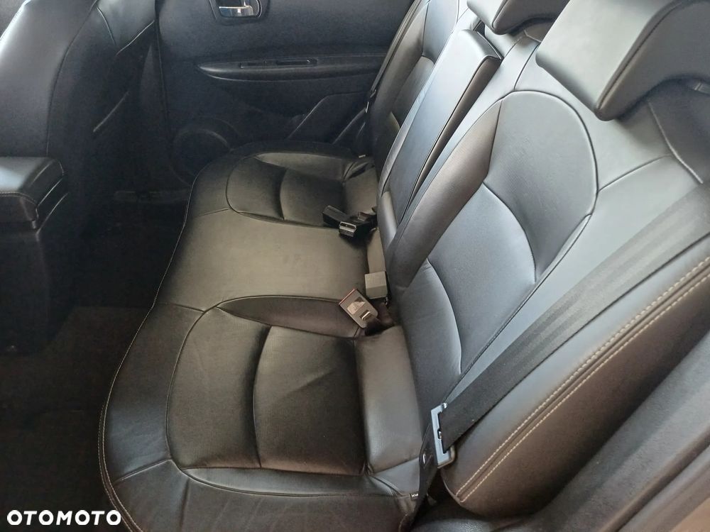 Nissan Qashqai 2.0 dCi 4x4 Tekna Premium - 13