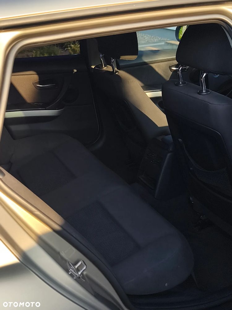 BMW Seria 3 320d - 6
