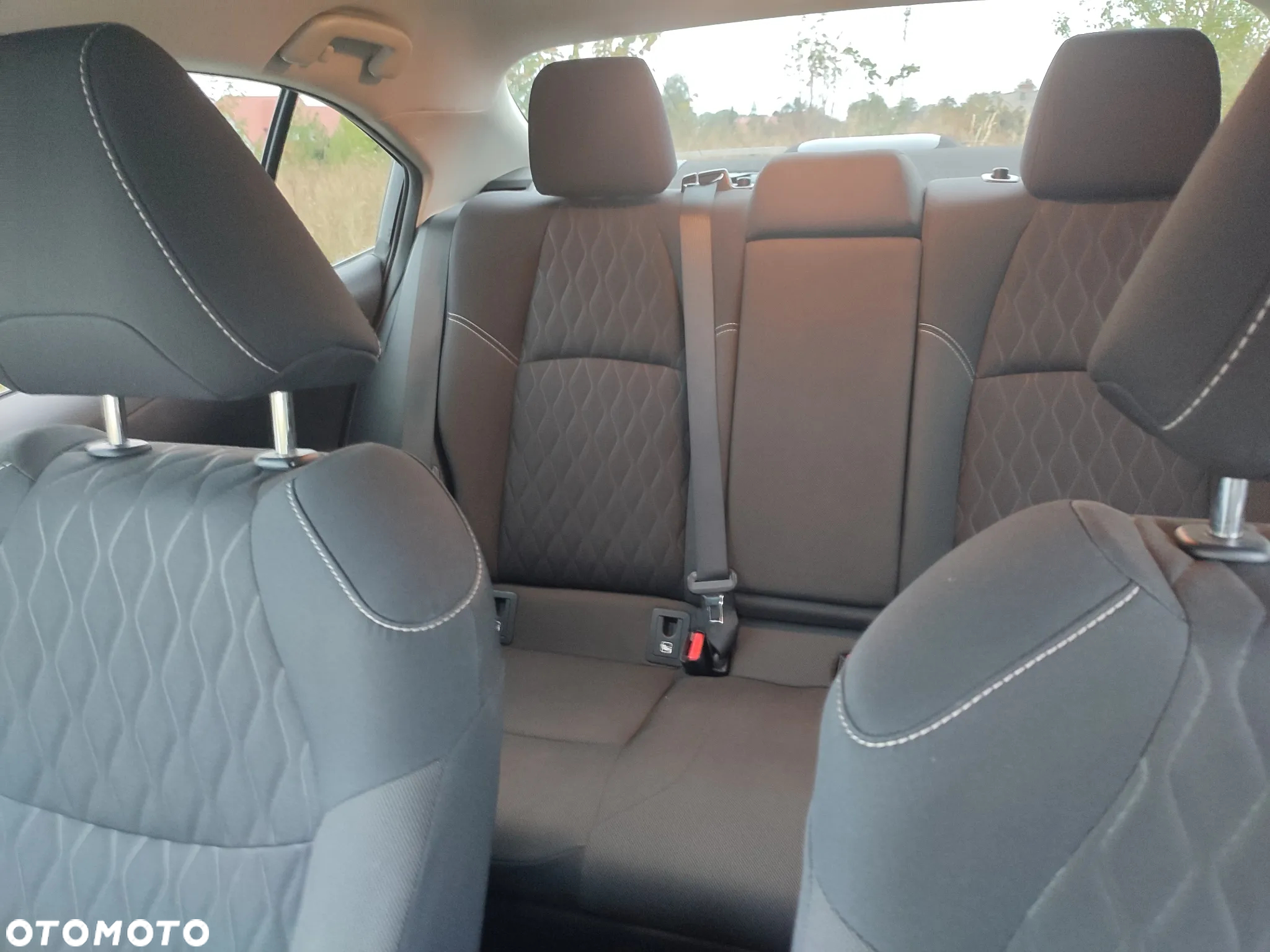 Toyota Corolla - 13