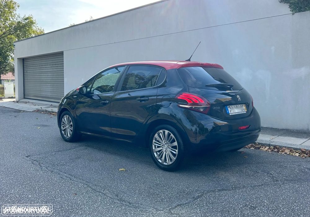Peugeot 208 1.2 PureTech Style - 6