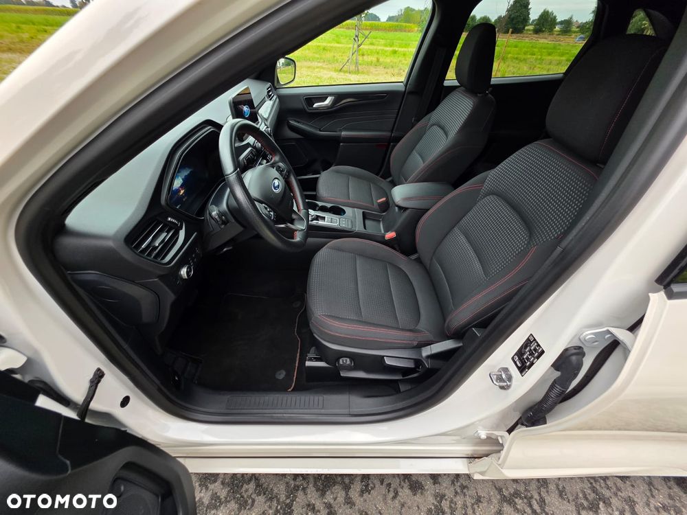 Ford Kuga 2.5 Duratec FHEV ST-LINE - 16