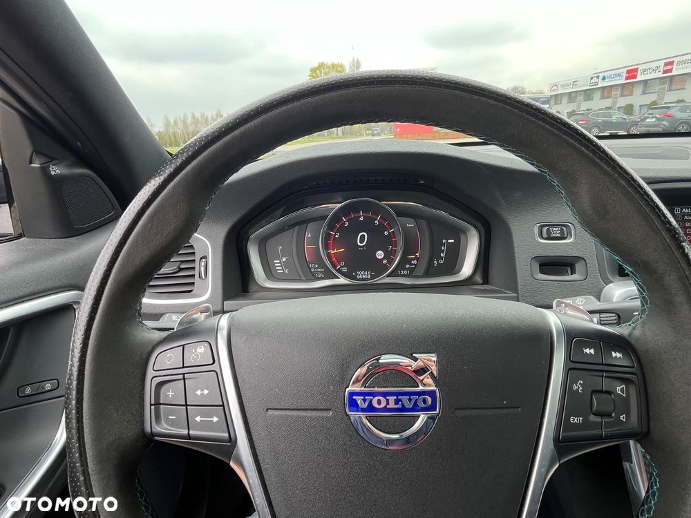 Volvo V60 Polestar - 17