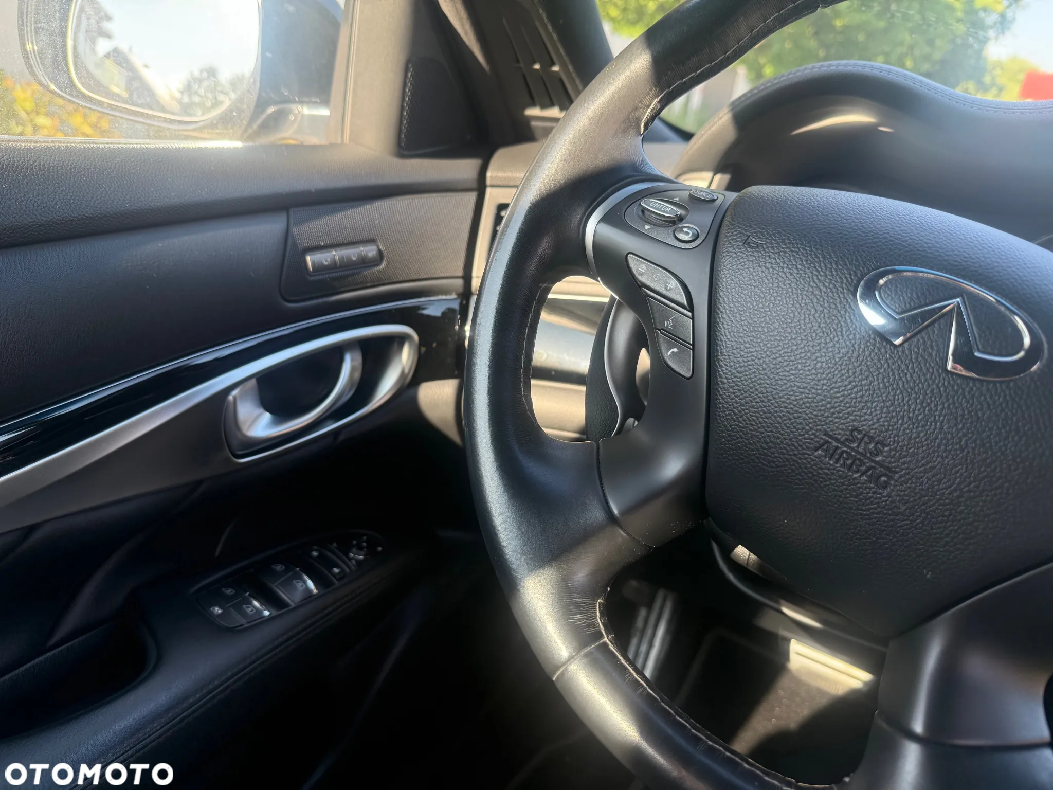 Infiniti Q70 2.2d Sport Tech - 8