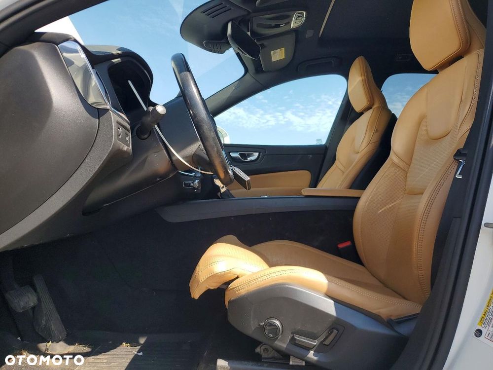 Volvo XC 60 - 7