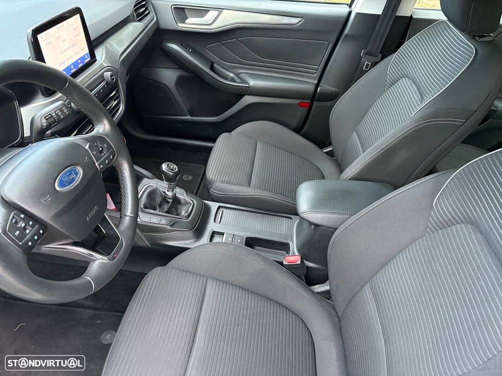 Ford Focus SW 1.5 TDCi EcoBlue Active - 9