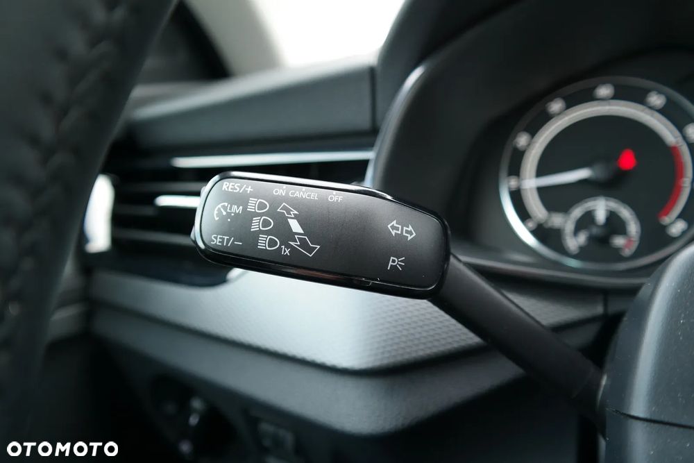 Skoda Kamiq 1.0 TSI Ambition - 17