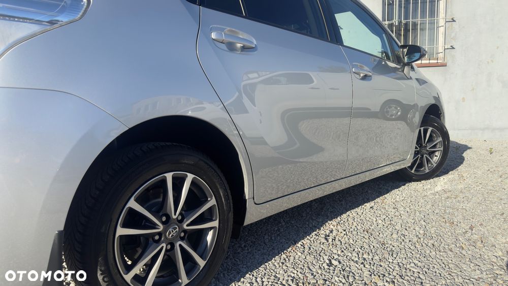 Toyota Verso 1.8 5-Sitzer Executive - 11