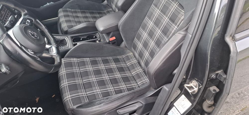 Volkswagen Golf GTD (BlueMotion Technology) DSG - 15