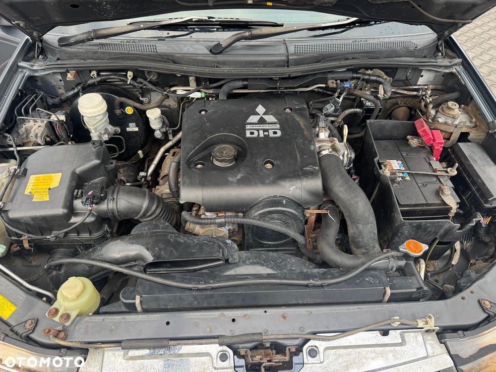 Mitsubishi L200 Pick Up 4x4 Intense Double Cab - 19